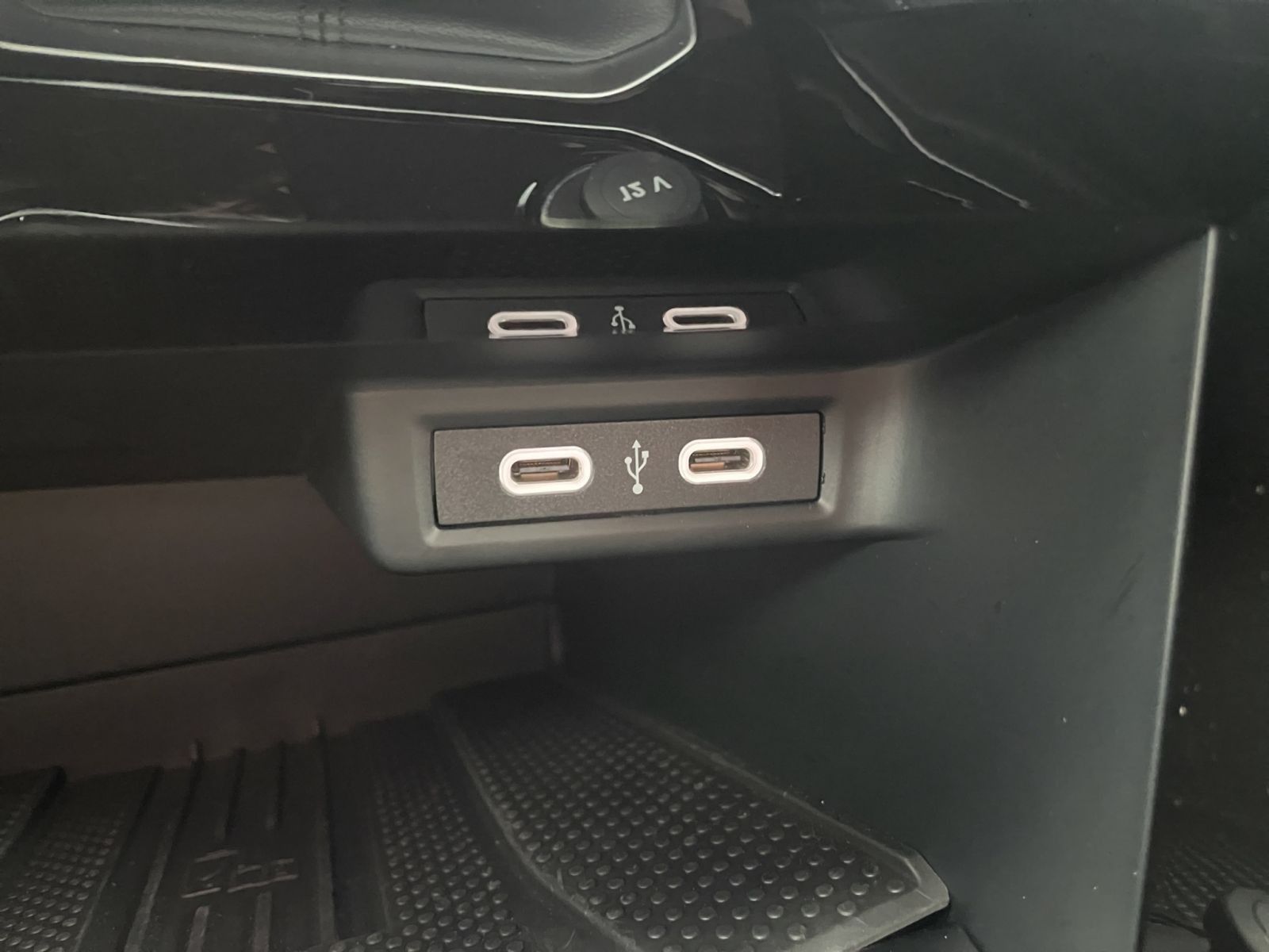Volkswagen T-Roc - Bild 15