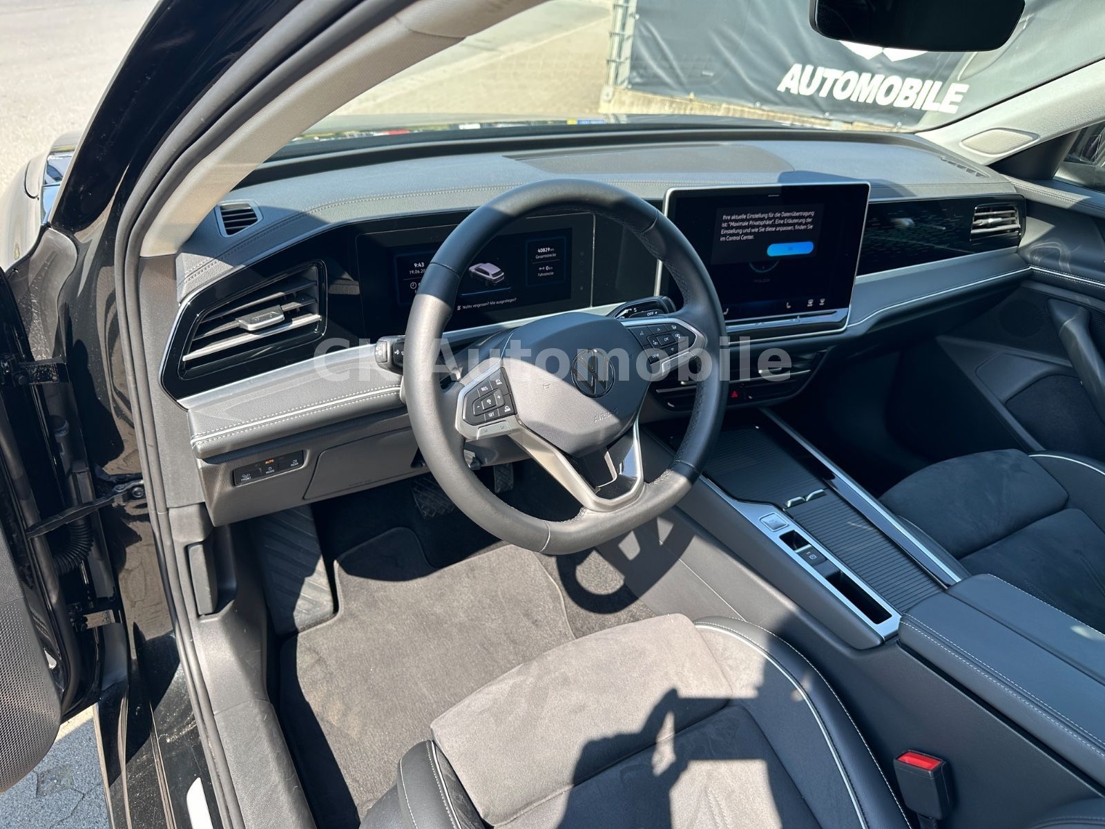 Fahrzeugabbildung Volkswagen Passat Variant 2.0 TDI Elegance/Kamera/ACC/LED