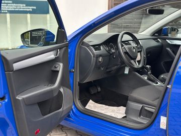 Skoda Octavia - 8