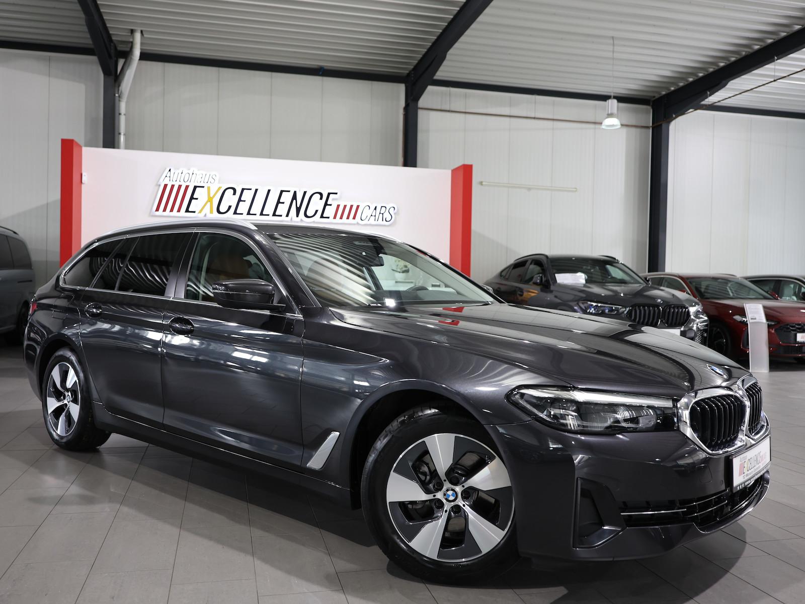BMW 520i Touring BUSINESS GREY & BROWN / PANORAMA