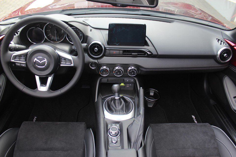 Fahrzeugabbildung Mazda MX-5 2024 Homura G-184 Recaro Bilstein Brembo BB