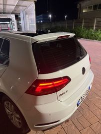 Volkswagen Golf - 4