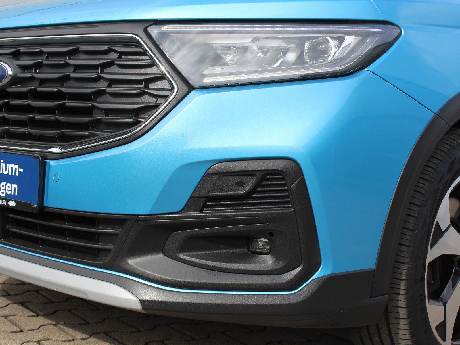 Fahrzeugabbildung Ford Grand Tourneo Connect Active 2,0 EcoBlue