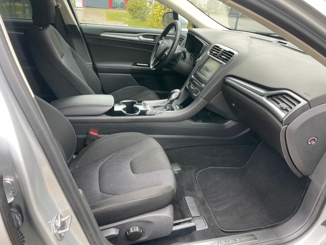 Fahrzeugabbildung Ford Mondeo Turnier Titanium(Insp.neu/Kamera)