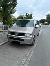 Volkswagen Multivan T5 - scheckheftgepflegte VW LT