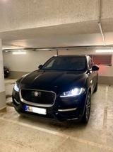 Jaguar F-Pace  AWD R-Sport Automatik 2.0 Pano*Navi - Jaguar F-Pace von privat