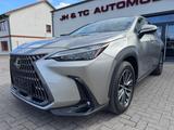 Lexus NX 450 h+ E-Four/BUSINESS/ACC/LED/DAB/AHK/RELAX - silberne Lexus NX-Serie