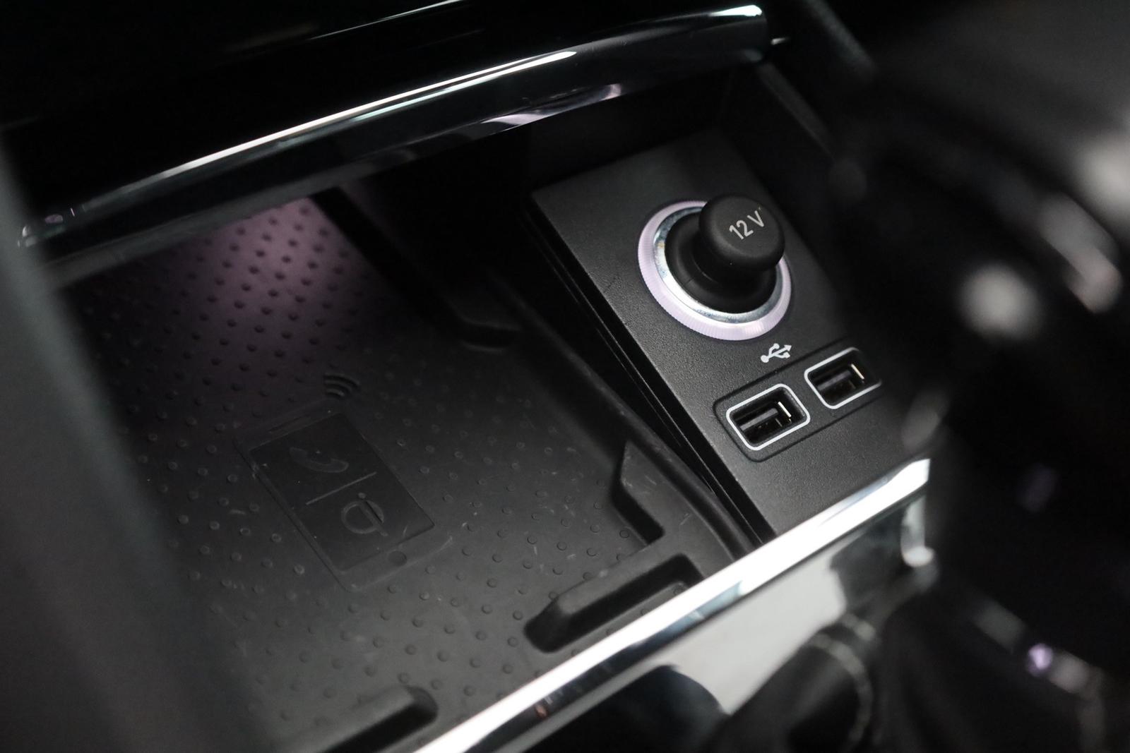 Skoda Karoq 1.5 TSI DSG Sportline LED ACC Kamera Navi