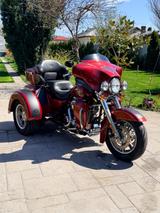 Harley-Davidson Tri Glide FLHTCUTG - TRIKE