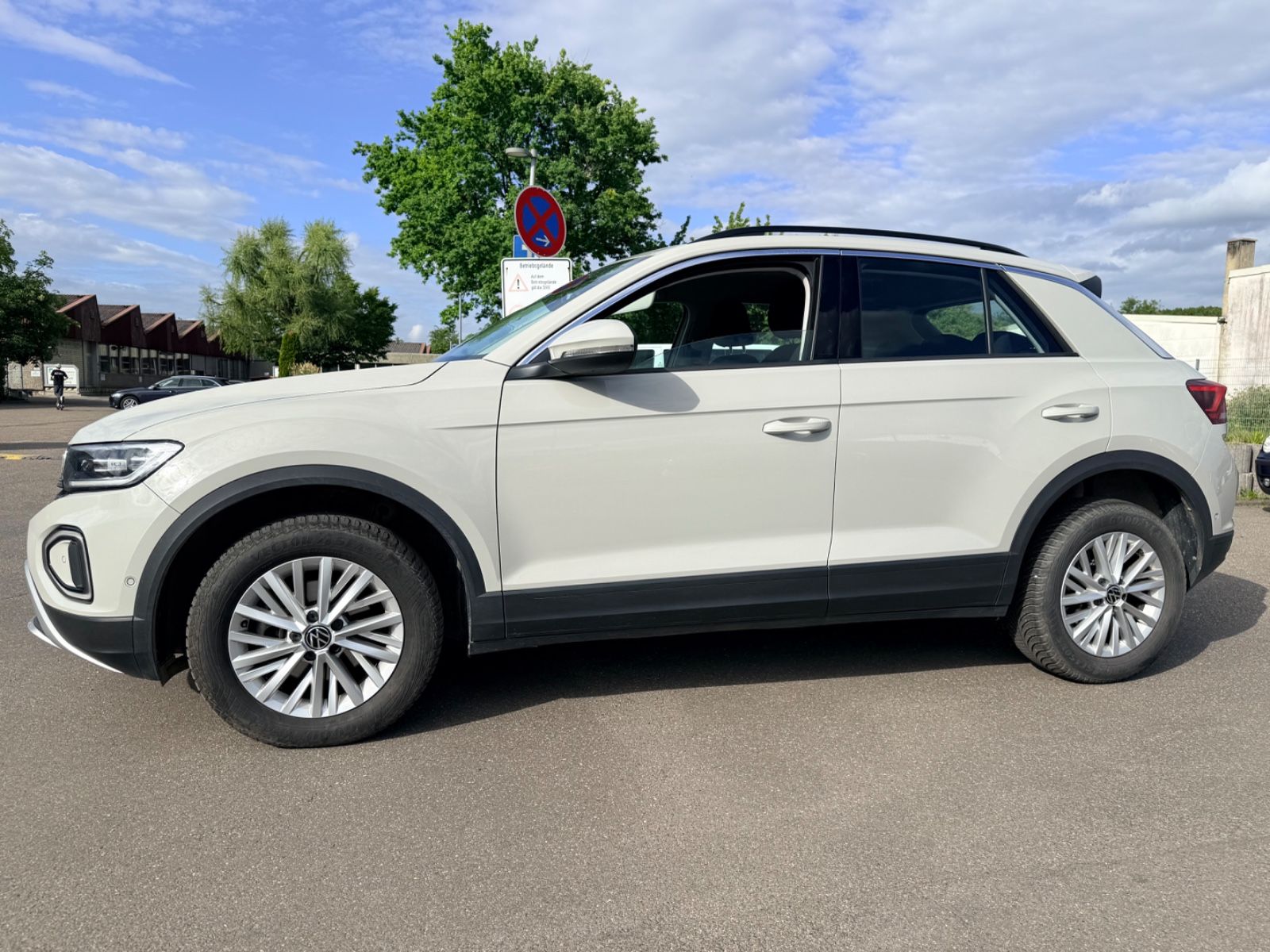 Volkswagen T-Roc Life foto 3