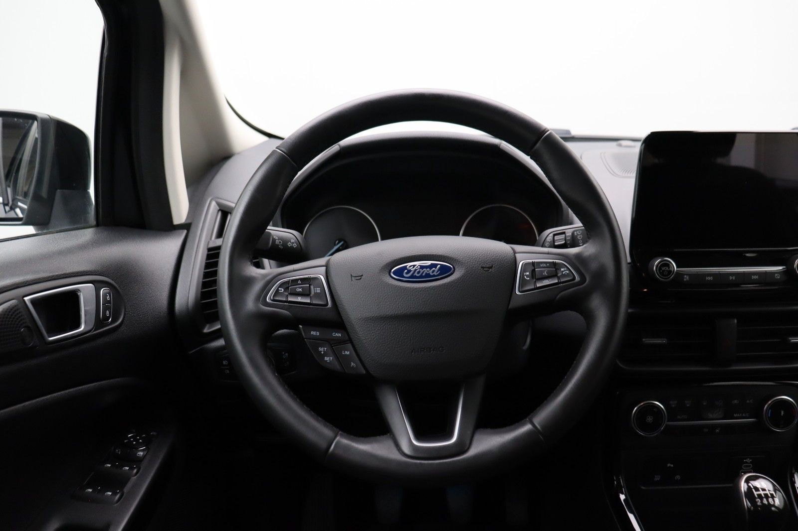 Fahrzeugabbildung Ford EcoSport 1.0 Titanium