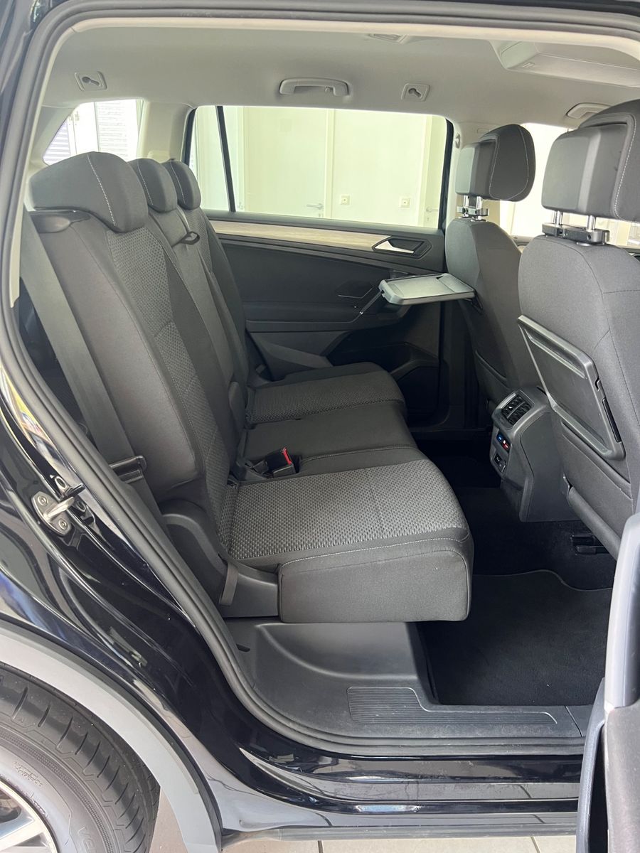 Fahrzeugabbildung Volkswagen Tiguan Allspace 2.0TDI DSG Comfortline 7.SITZER