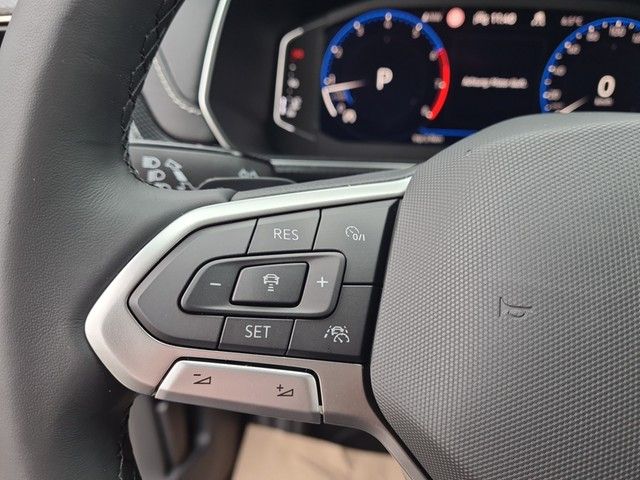 Fahrzeugabbildung Volkswagen T-Cross R-Line DSG Matrix  ACC AHK RFK Beats SH