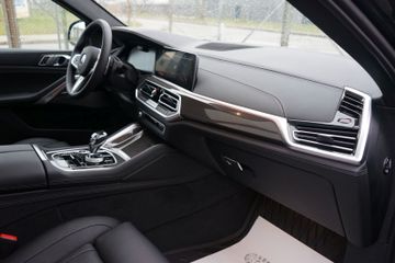 Fahrzeugabbildung BMW X6 xDrive 40 d M Sport Pano*Iconic*360 K*Shz*H&K