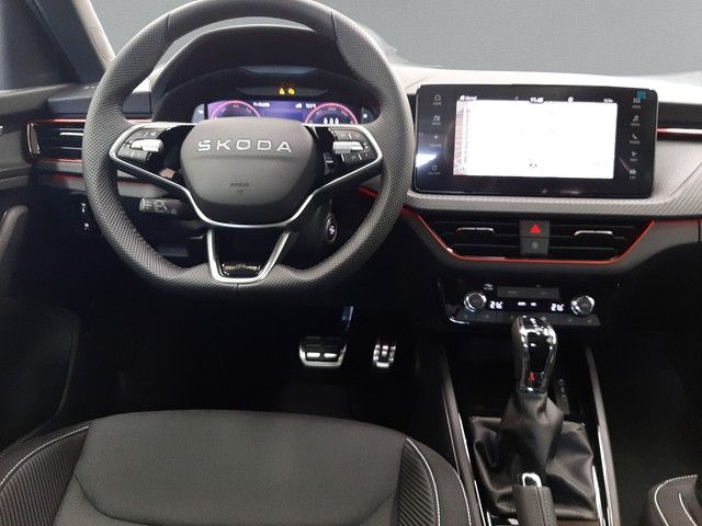 Fahrzeugabbildung Skoda Kamiq Monte Carlo 1.5TSI DSG PANO AHK Matrix