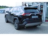 Toyota RAV4 2.5 Hybrid 4x2 Team Deutschland - gebrauchte Toyota RAV 4 aus dem Jahr 2024