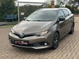 Toyota Auris Touring Sports Hybrid Team D - Toyota Auris Gebrauchtwagen in Hamburg