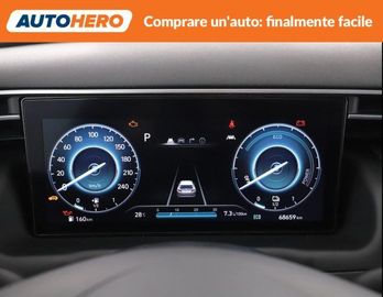 Hyundai TUCSON - 11