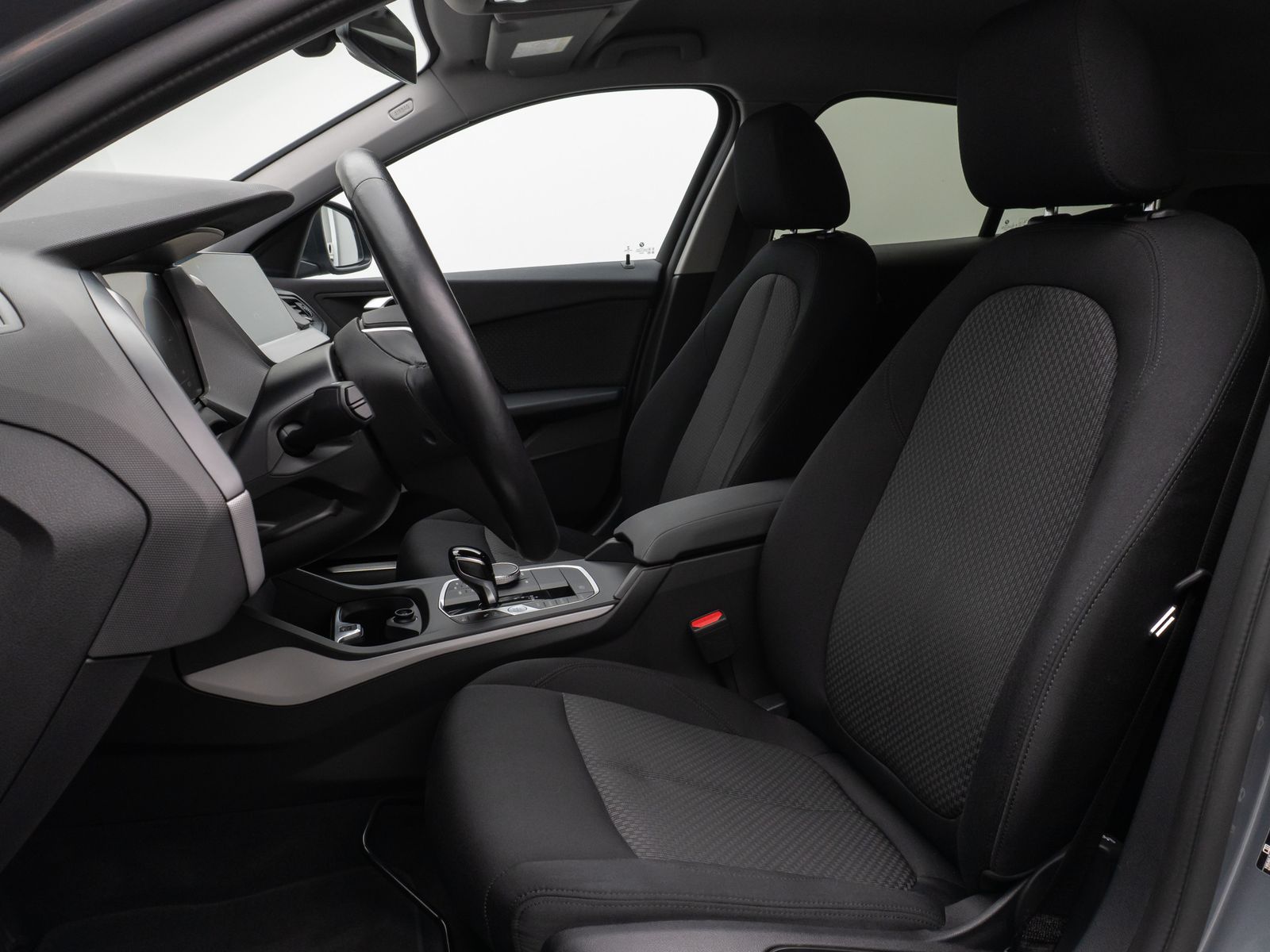 Fahrzeugabbildung BMW 118i Kamera DAB Lordos CockPitPro Lenkrhzg LED