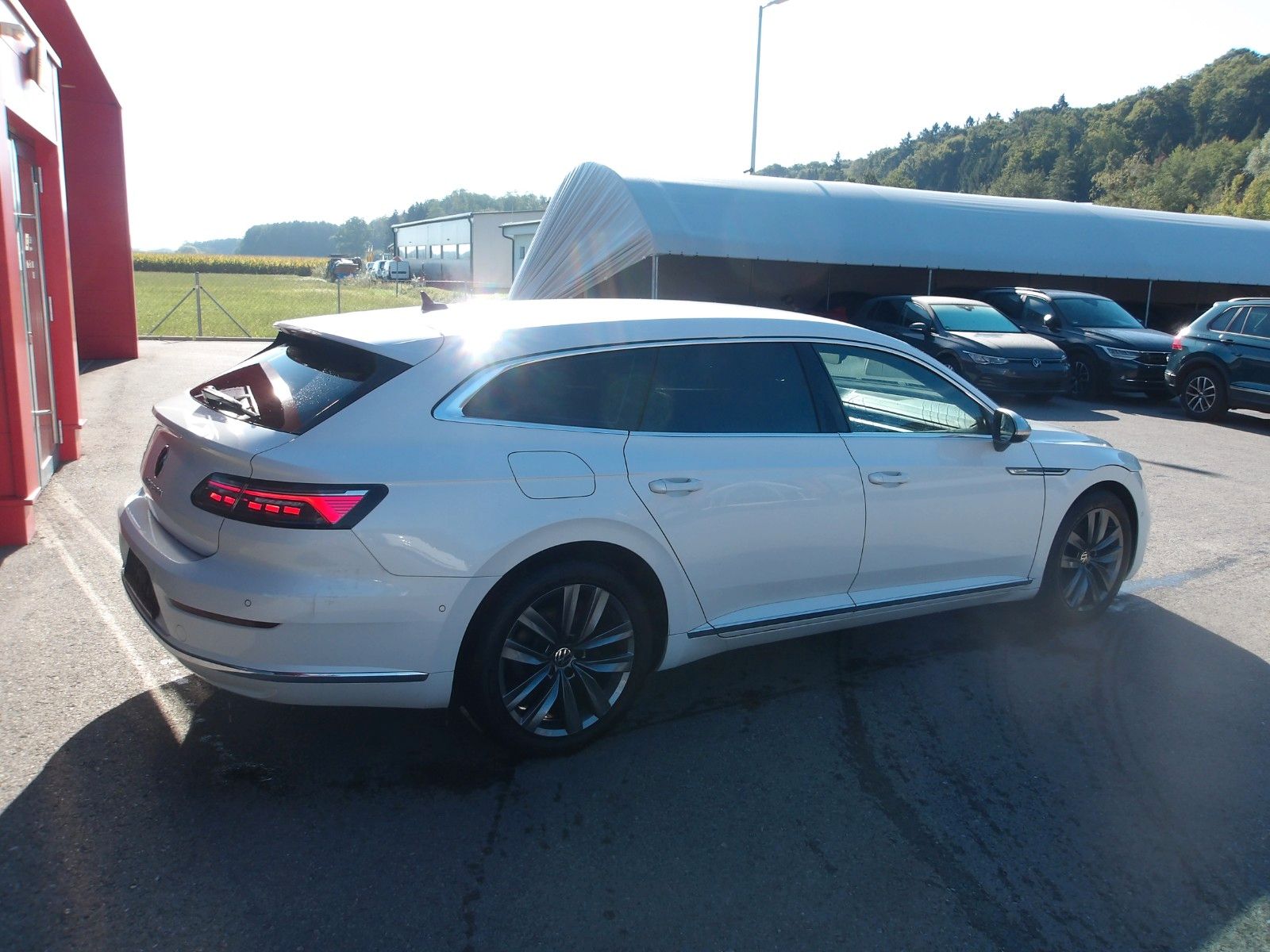 Volkswagen Arteon SB Elegance EXP € 16250.- imagem 3