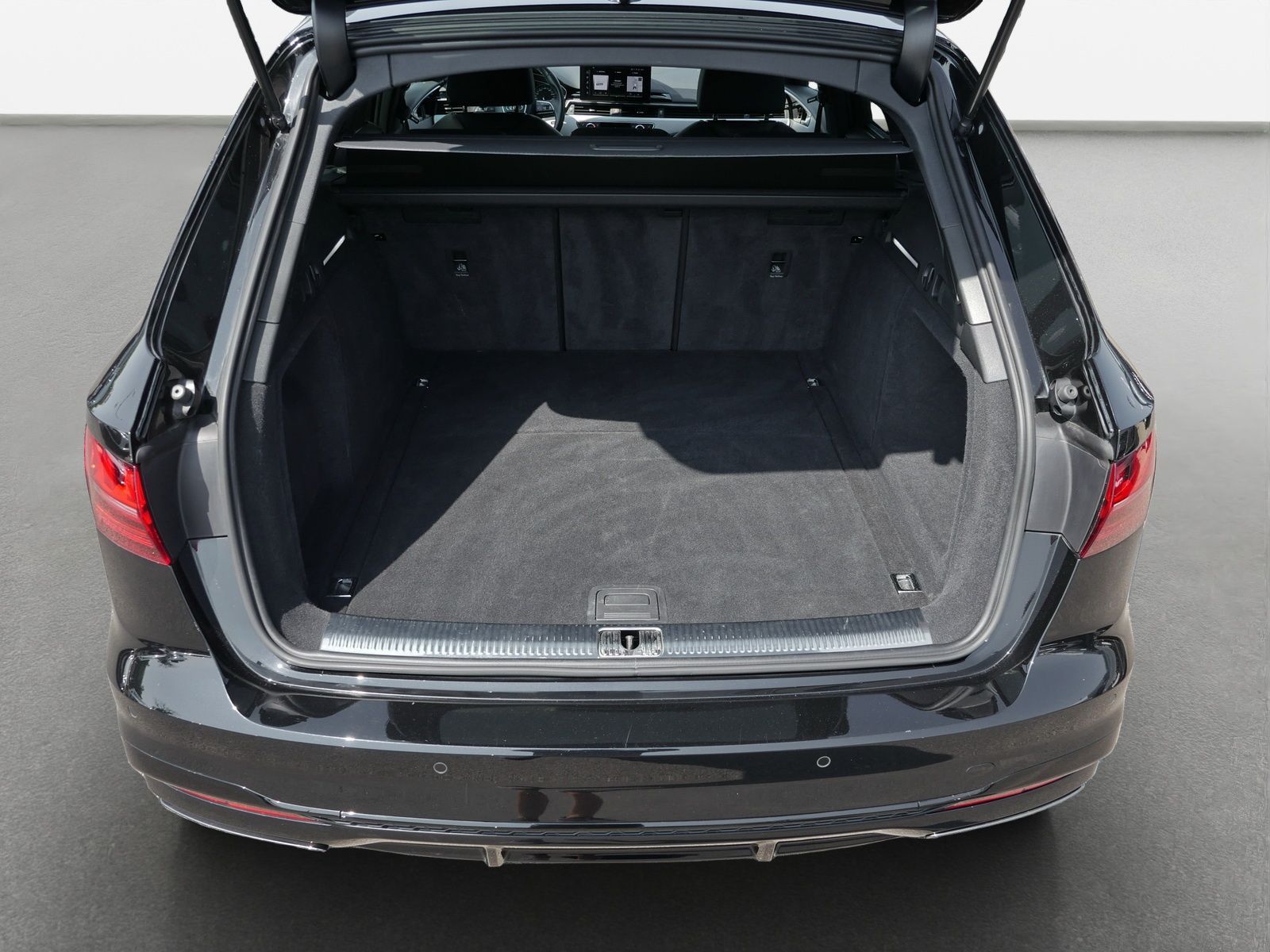 Audi A4 - Bild 11
