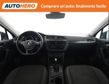 Volkswagen Tiguan - 8