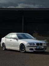 BMW 325i - Motor überholt , Beschreibung lesen - BMW 325 aus 2000