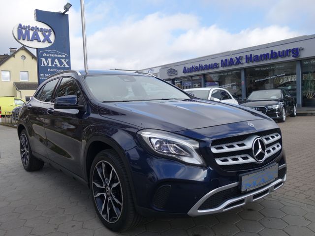 Mercedes-Benz GLA 200 CDI / AUT/NAVI/LED/PANORAMA/PDC