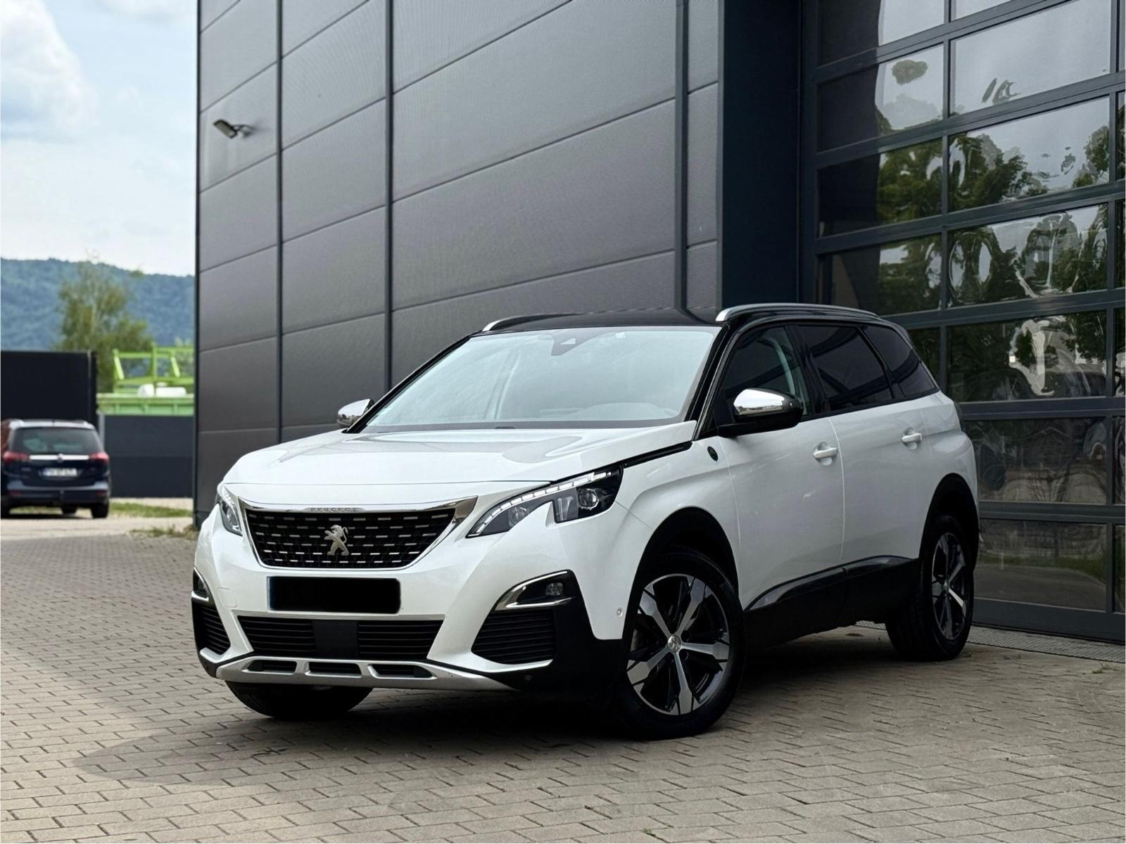 Peugeot 5008 Crossway camera 360 4x4