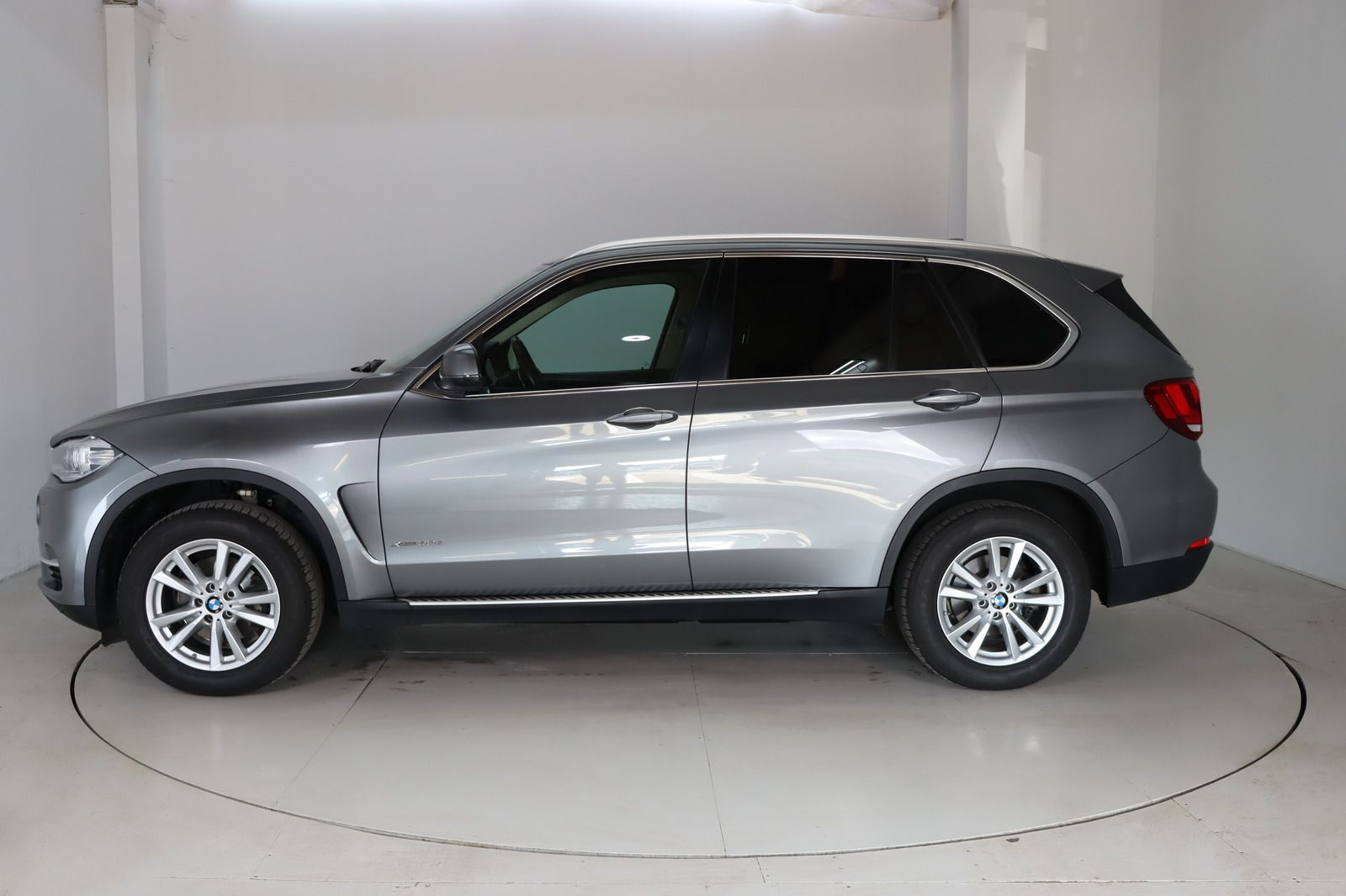 Fahrzeugabbildung BMW X5 xDrive30d * HUD* Pano * Memory * RFK *