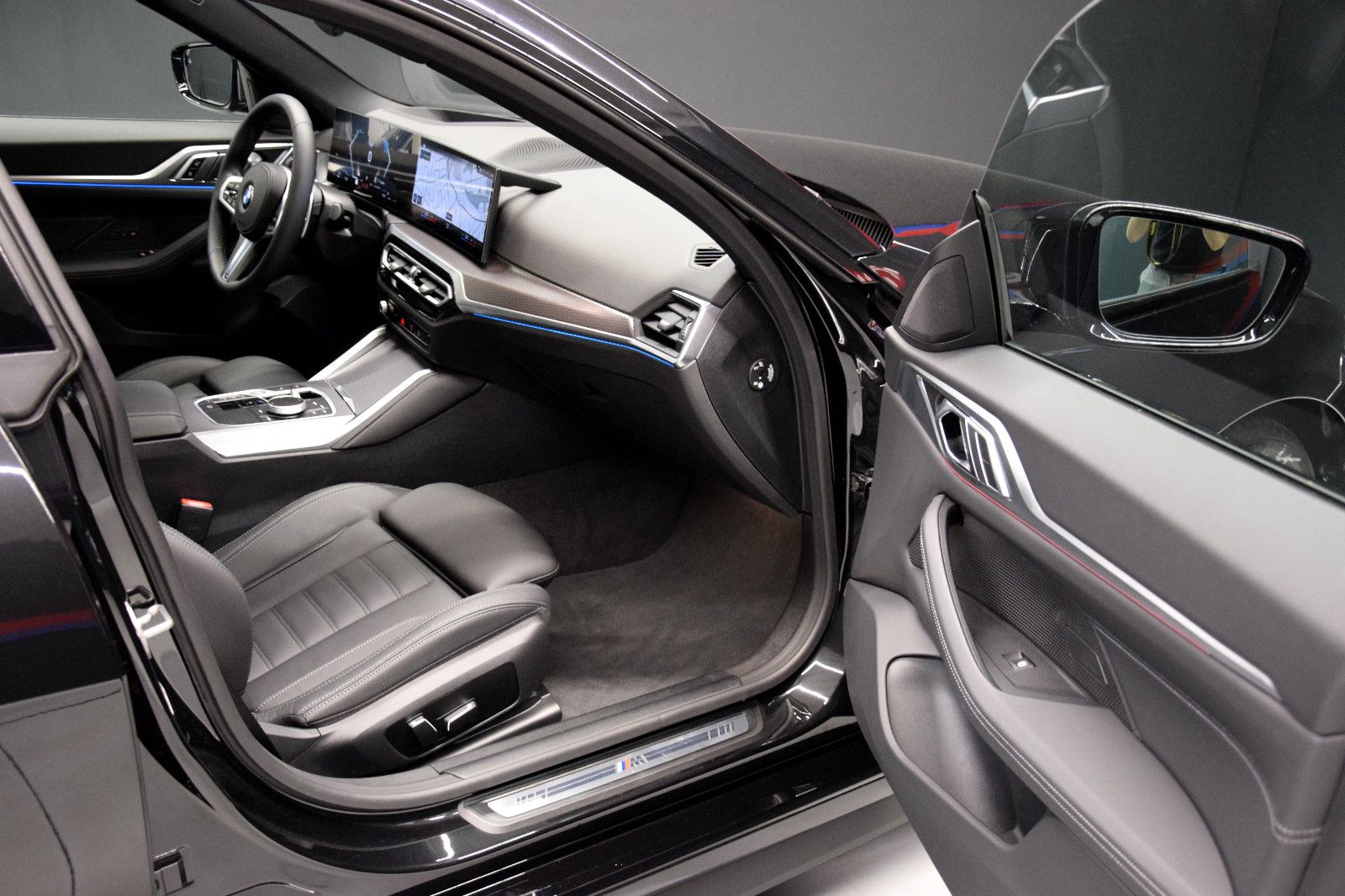 Fahrzeugabbildung BMW 420d Gran Coupé M Sport Laser GSHD ACC HuD Leder