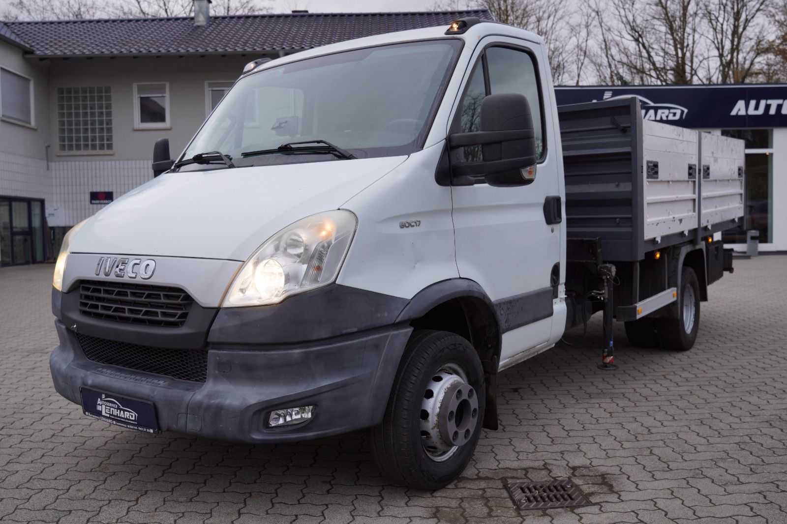 Fahrzeugabbildung Iveco *Kran*Daily 3.0L*HMF*HU/AU*