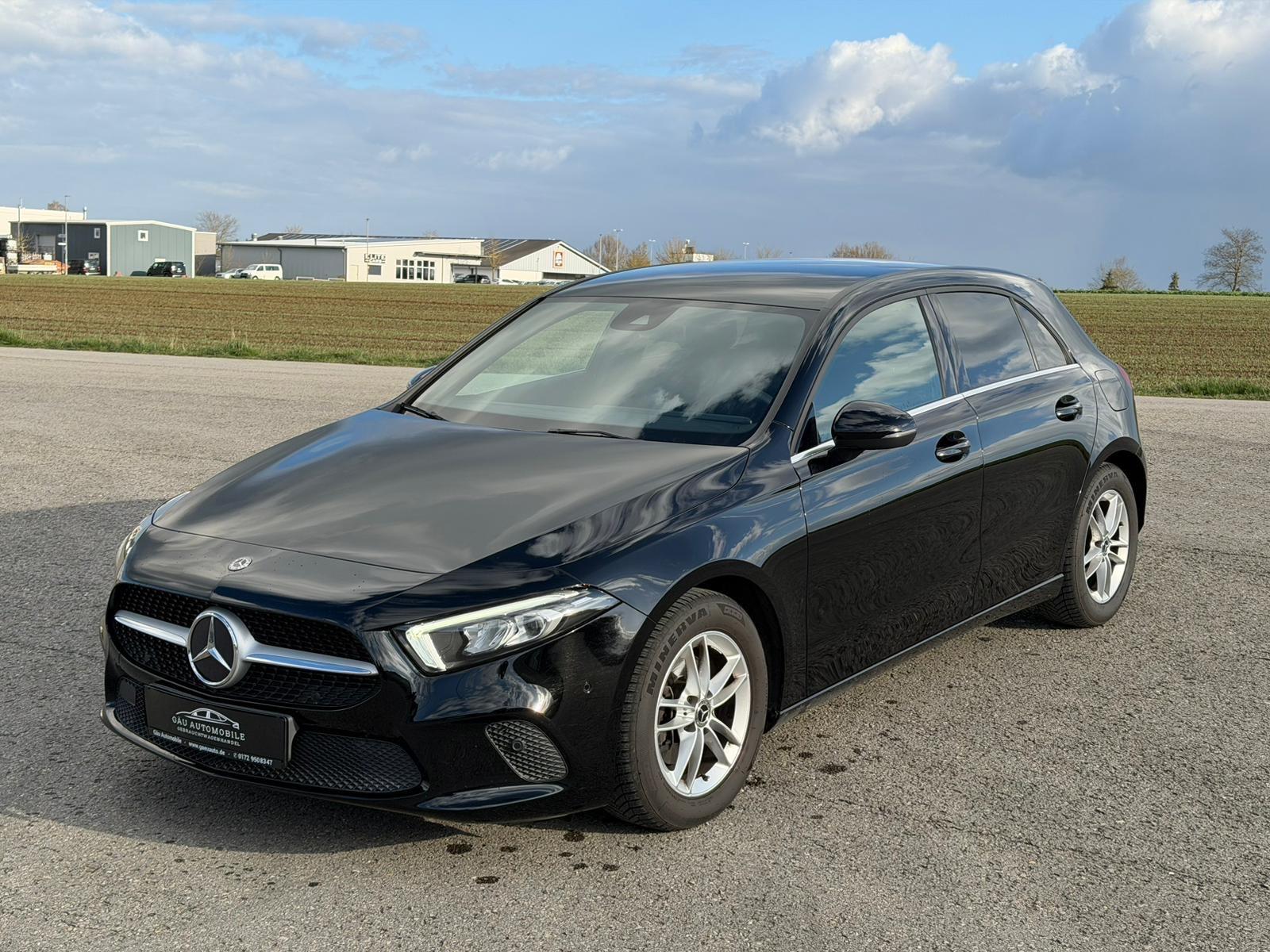 Mercedes-Benz A 180 *MBUX,Leder,LED,Navi,Spurhalteassistent*