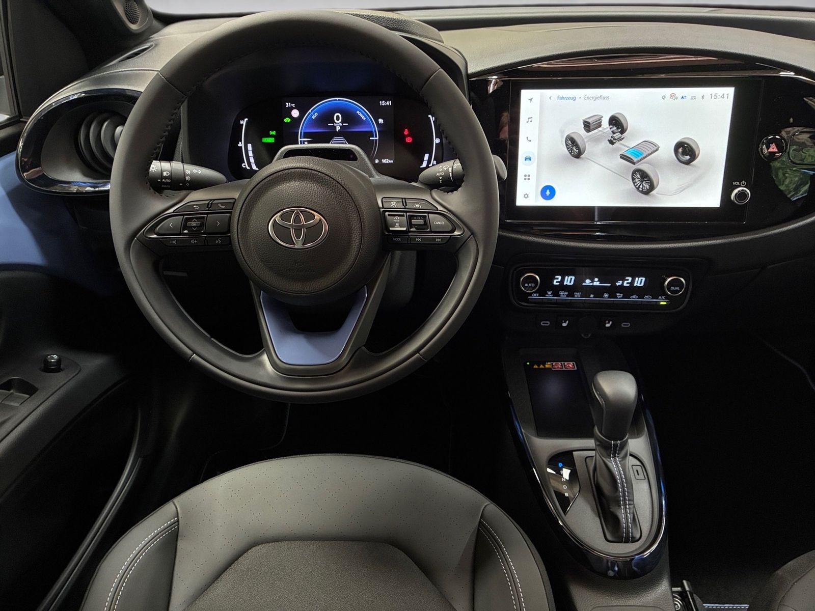 Fahrzeugabbildung Toyota Aygo X Lounge Hybrid Premium Canvas Faltdach +JB