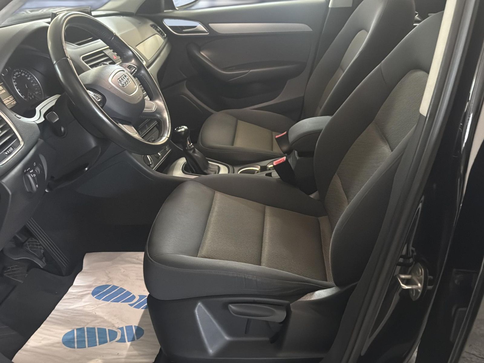 Fahrzeugabbildung Audi Q3 2.0 TDI/ Kuppl. neu/ Scheckh. gepfl