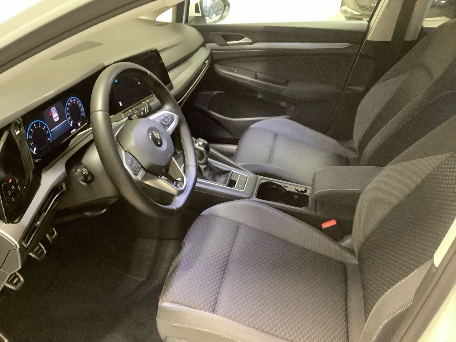 Golf Active 1,5 l TSI 96 kW Matrix, Standheizung