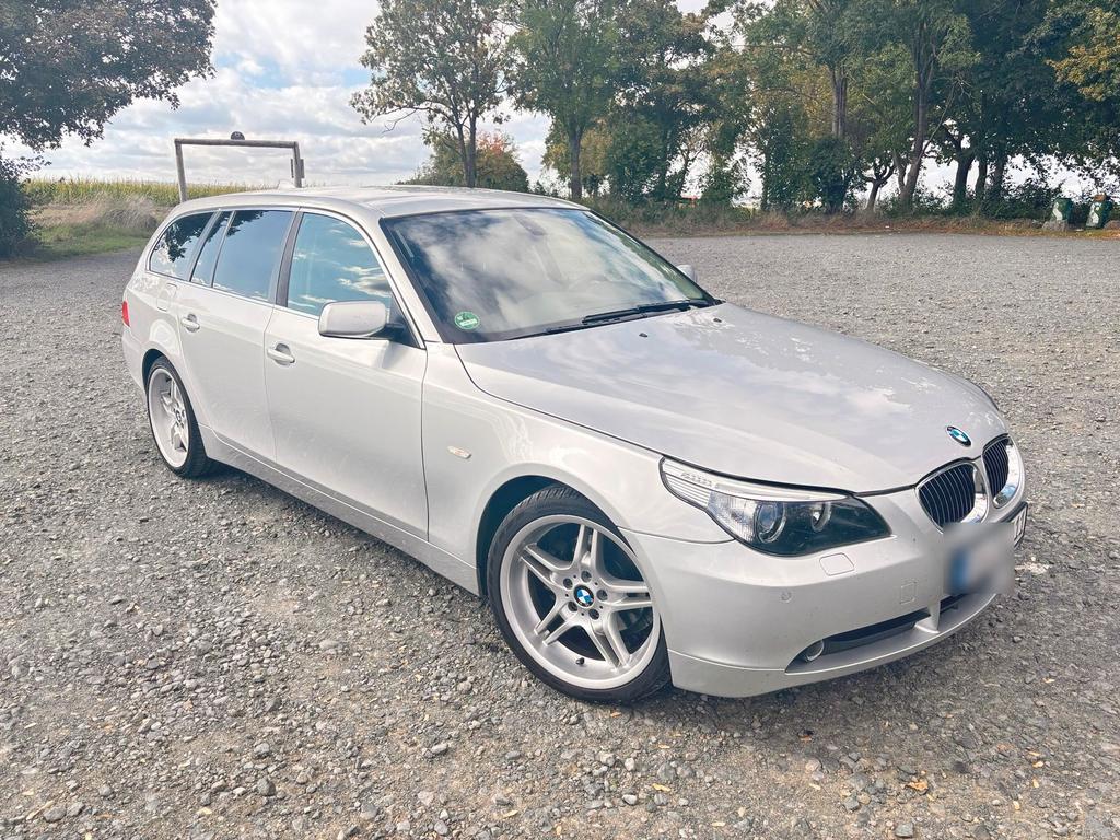 BMW 523