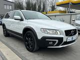 Volvo XC70 Summum AWD 2.4 D5/S-Heft/S-Dach/Keyless/WP - Volvo XC70 mit Diesel-Antrieb: Kombi, 2.4