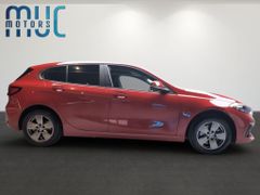 BMW 116 i Aut. Advantage HuD LiveCo LED PDC