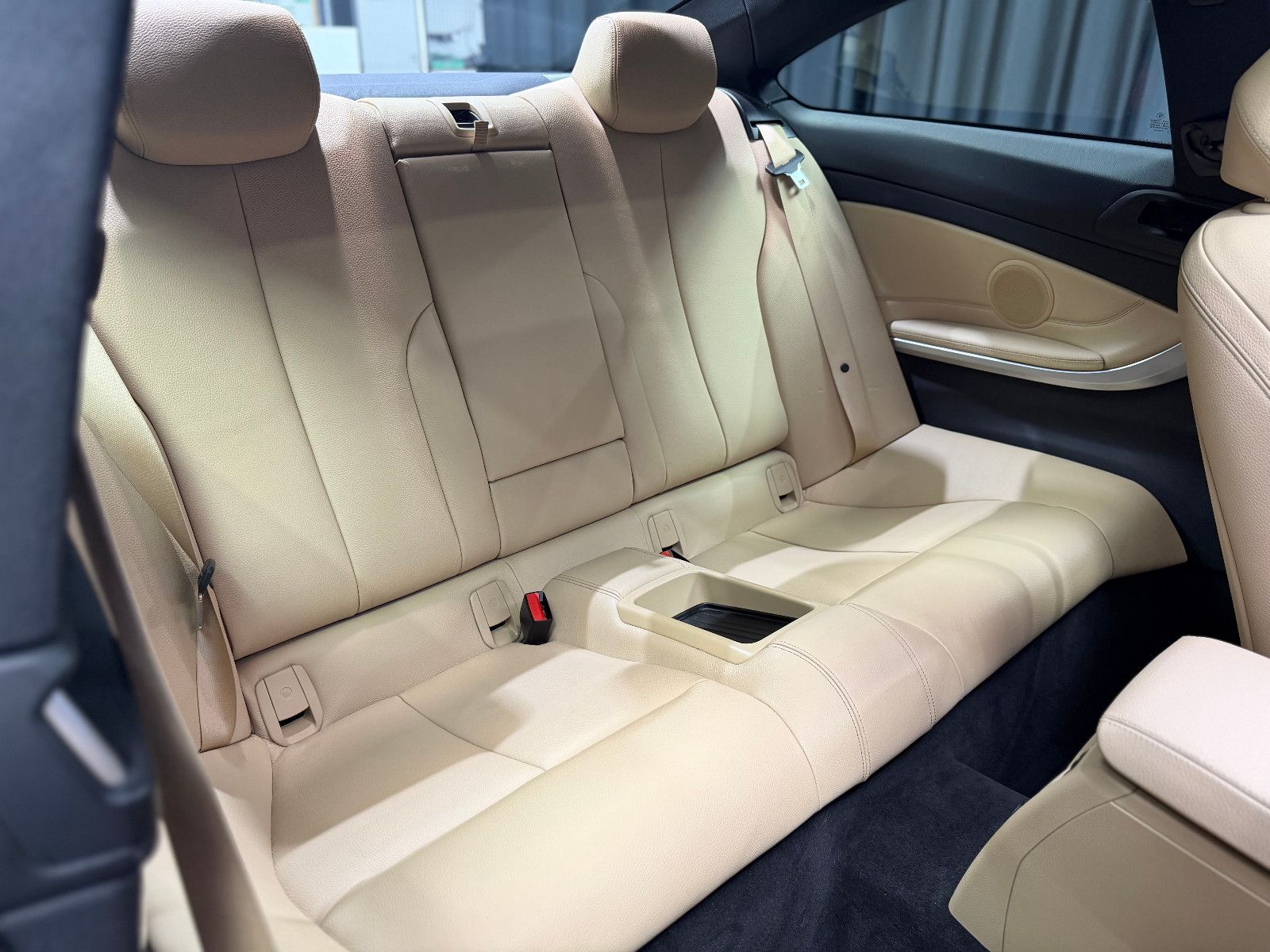 Fahrzeugabbildung BMW 440i Coupe M Sport|LCI|GLASDACH|SHADOWLINE