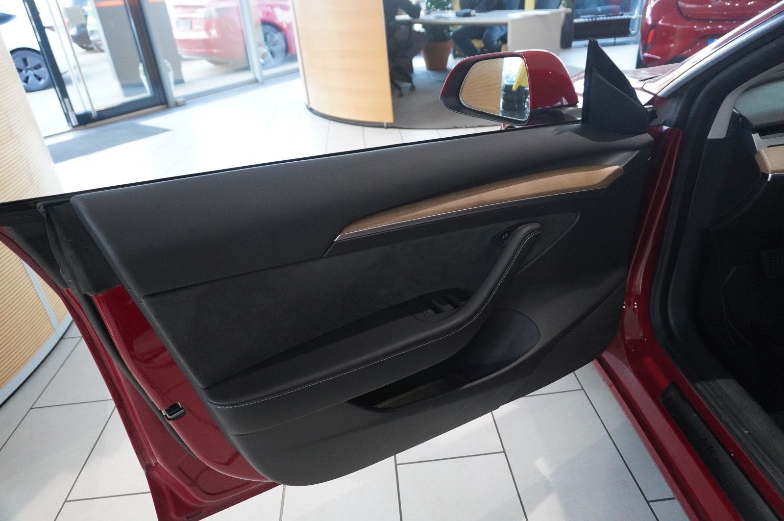 Fahrzeugabbildung Tesla Model 3 LONGRANGE DUAL-MOTOR NAVI/KAMERA/DAB/AMD