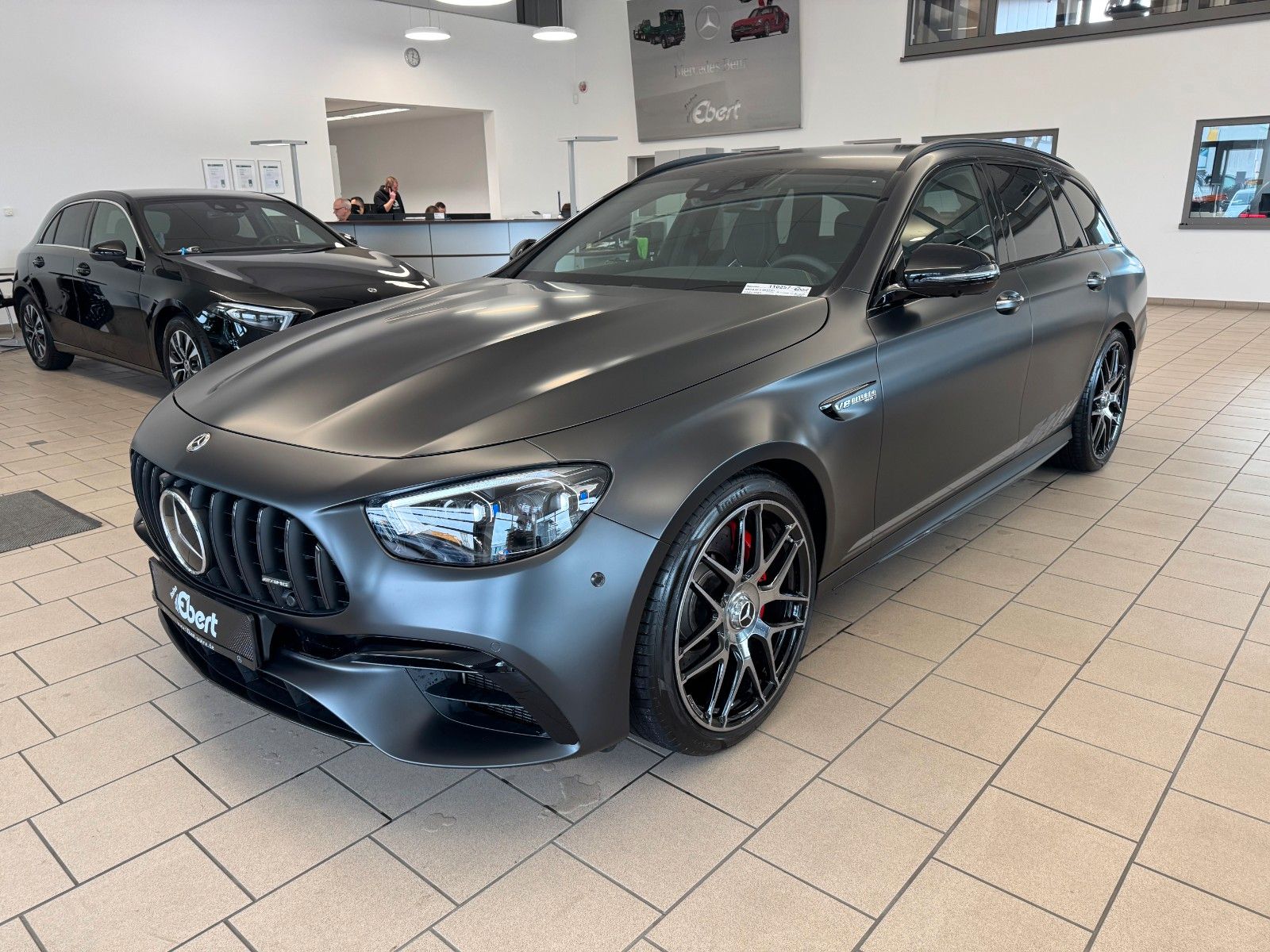 Fahrzeugabbildung Mercedes-Benz E 63 S AMG+FinalEdition+Distr+Burm+AirM+HUD