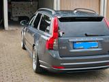 Volvo V50 R Design - Volvo V50: R Design