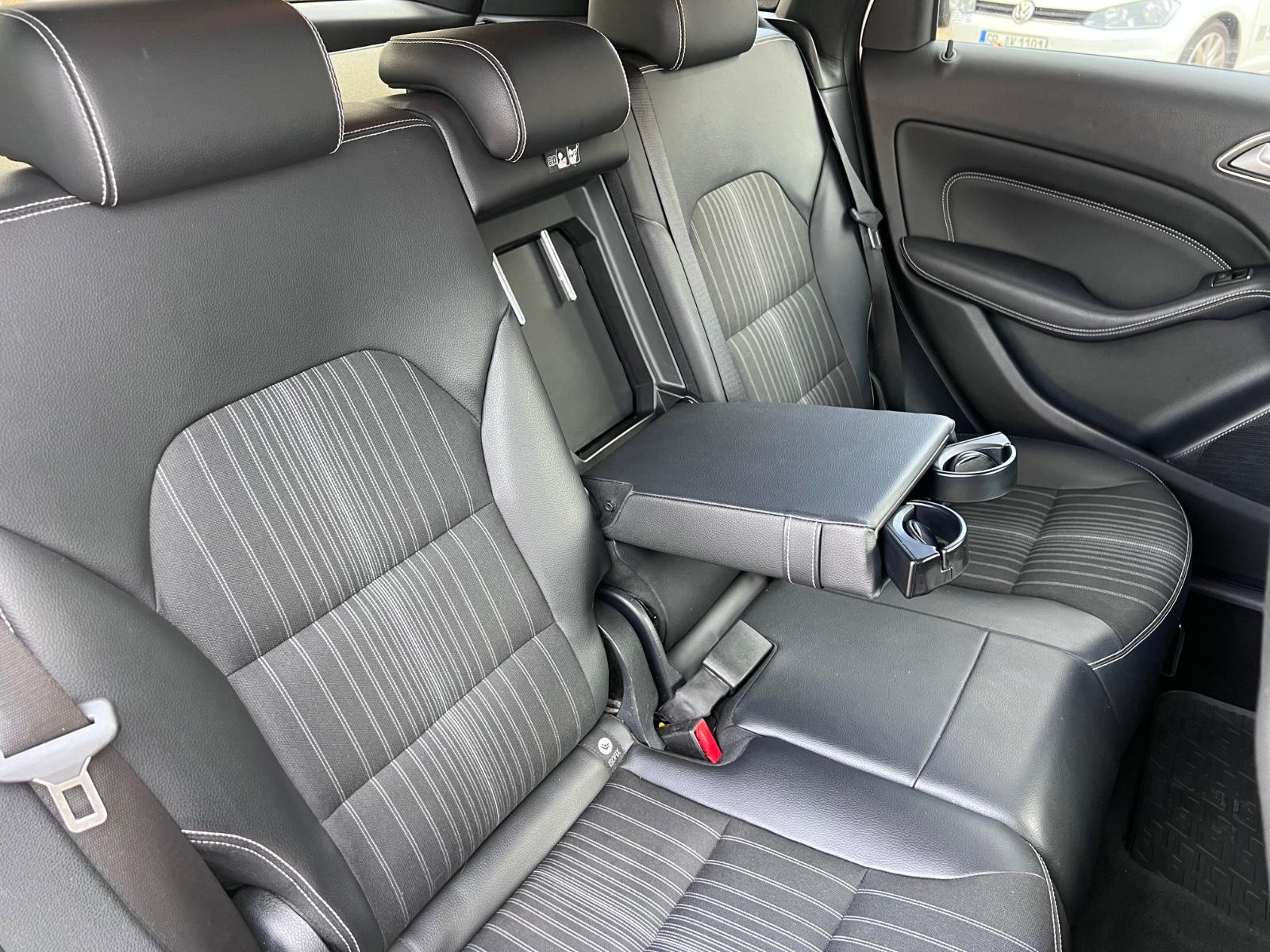 Mercedes-Benz B180 2011 — photo 19