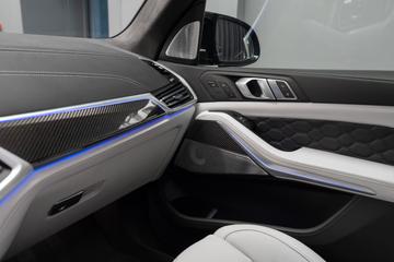 2023 BMW X5 M — миниатюра 20