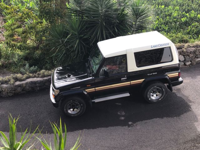 Toyota Land Cruiser LJ 73 FRP TOP