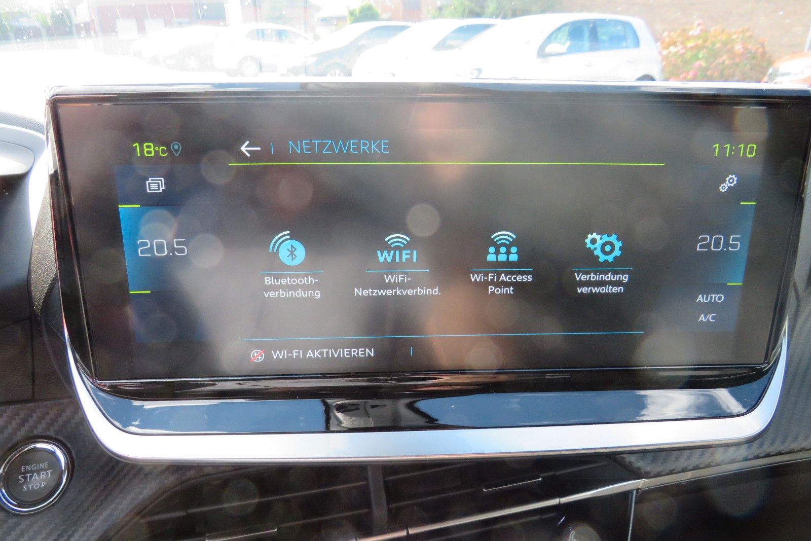 Fahrzeugabbildung Peugeot 2008 e- Allure Pack NAVI KAMERA ACC PDC SITZH 1H