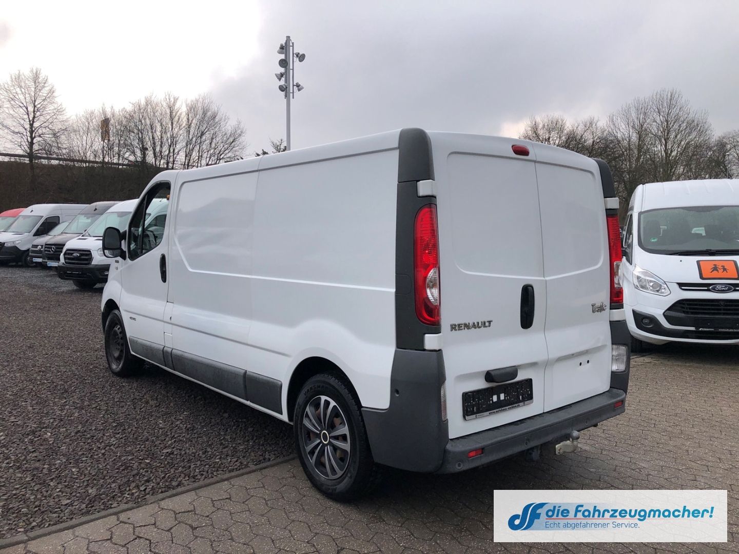 Fahrzeugabbildung Renault Trafic Kasten L2H1 2,9t 2.0 dCi *EXPORT