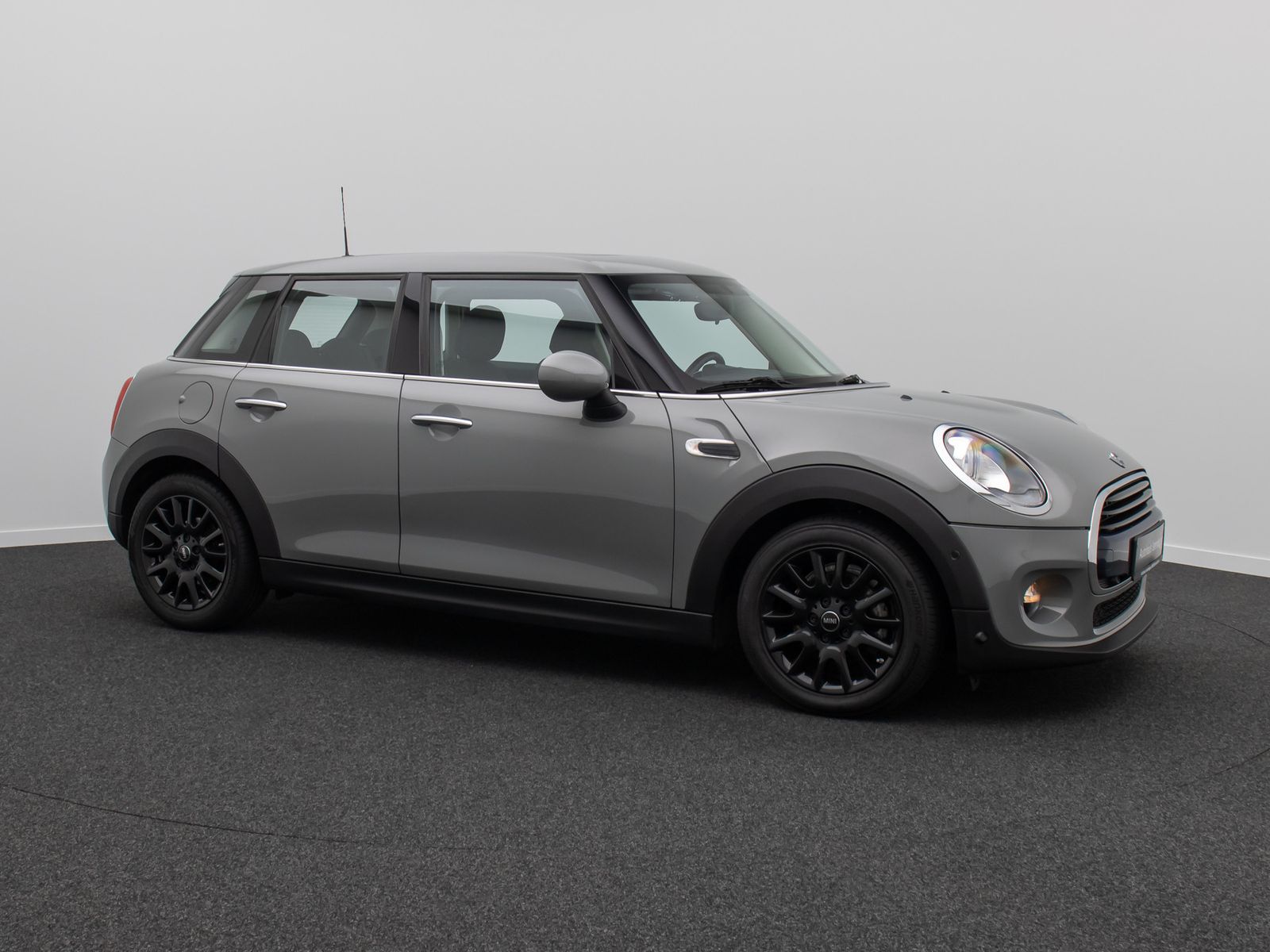 Fahrzeugabbildung MINI Cooper Clubman Tempomat ParkAss Panorama LM
