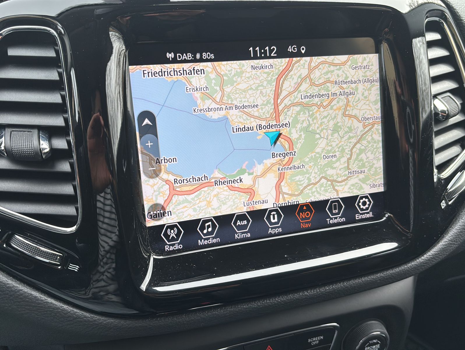 Fahrzeugabbildung Jeep Compass Limited FWD
